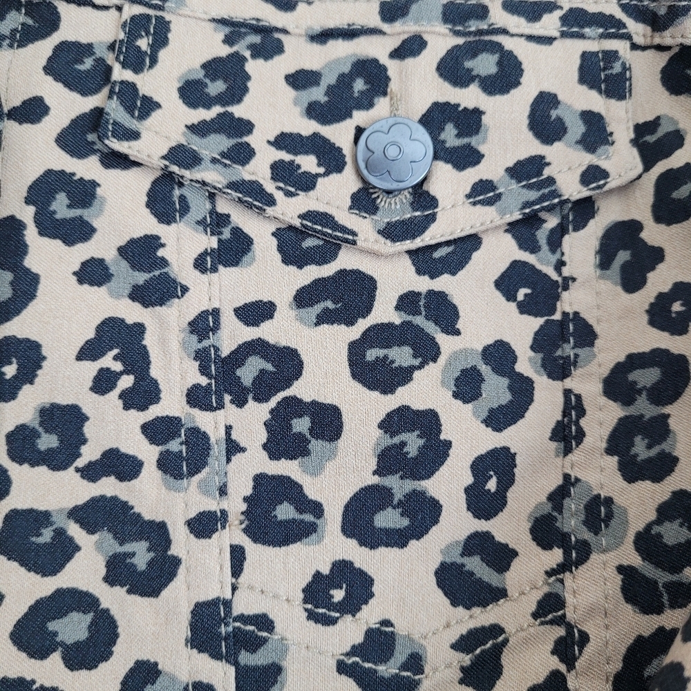 New Direction Leopard Print Women's Jean Jacket silver buttons edgy classic L - Picture 9 of 11